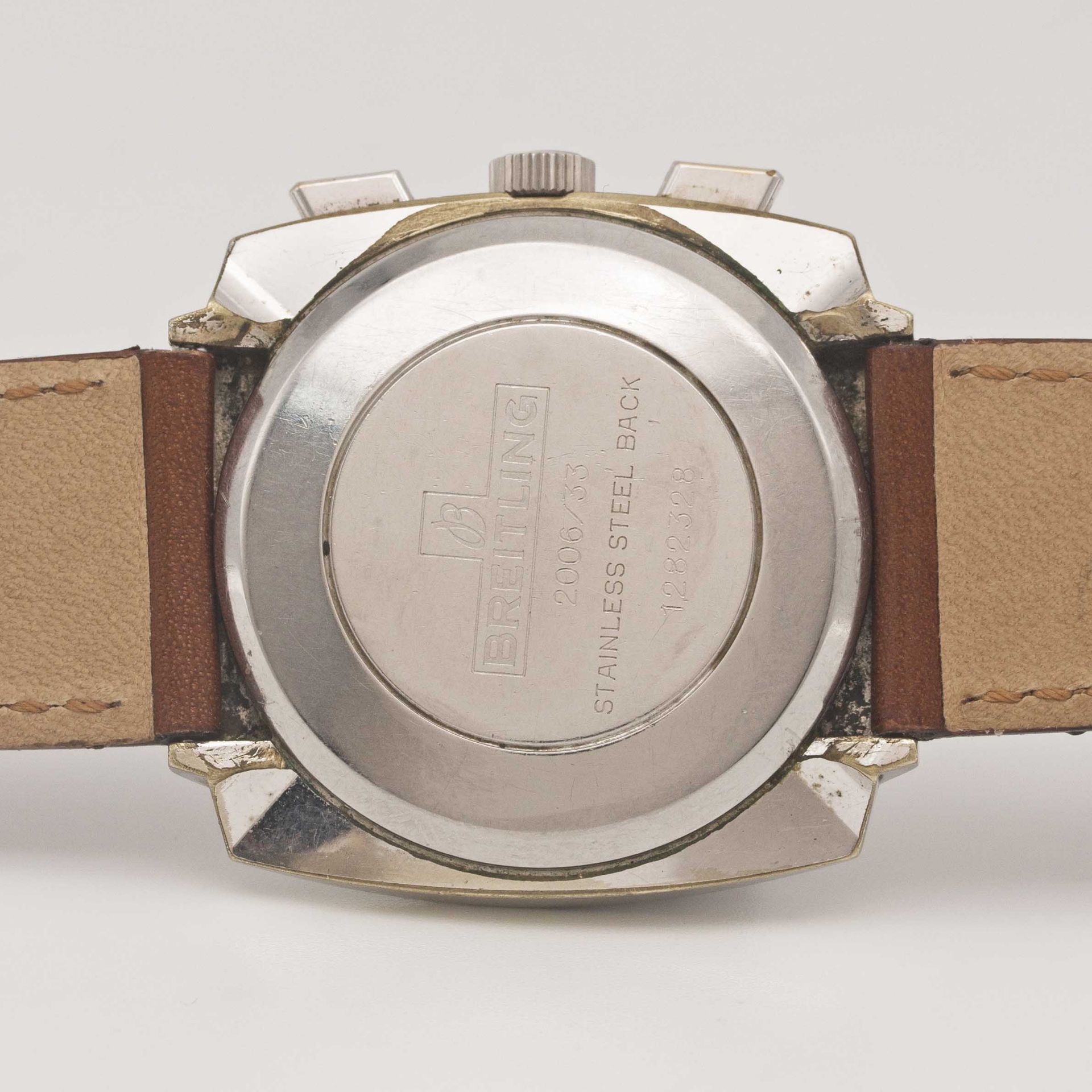 A GENTLEMAN'S BREITLING TOP TIME CHRONOGRAPH WRIST WATCH CIRCA 1969, REF. 2006/33 WITH "PANDA" - Image 6 of 9