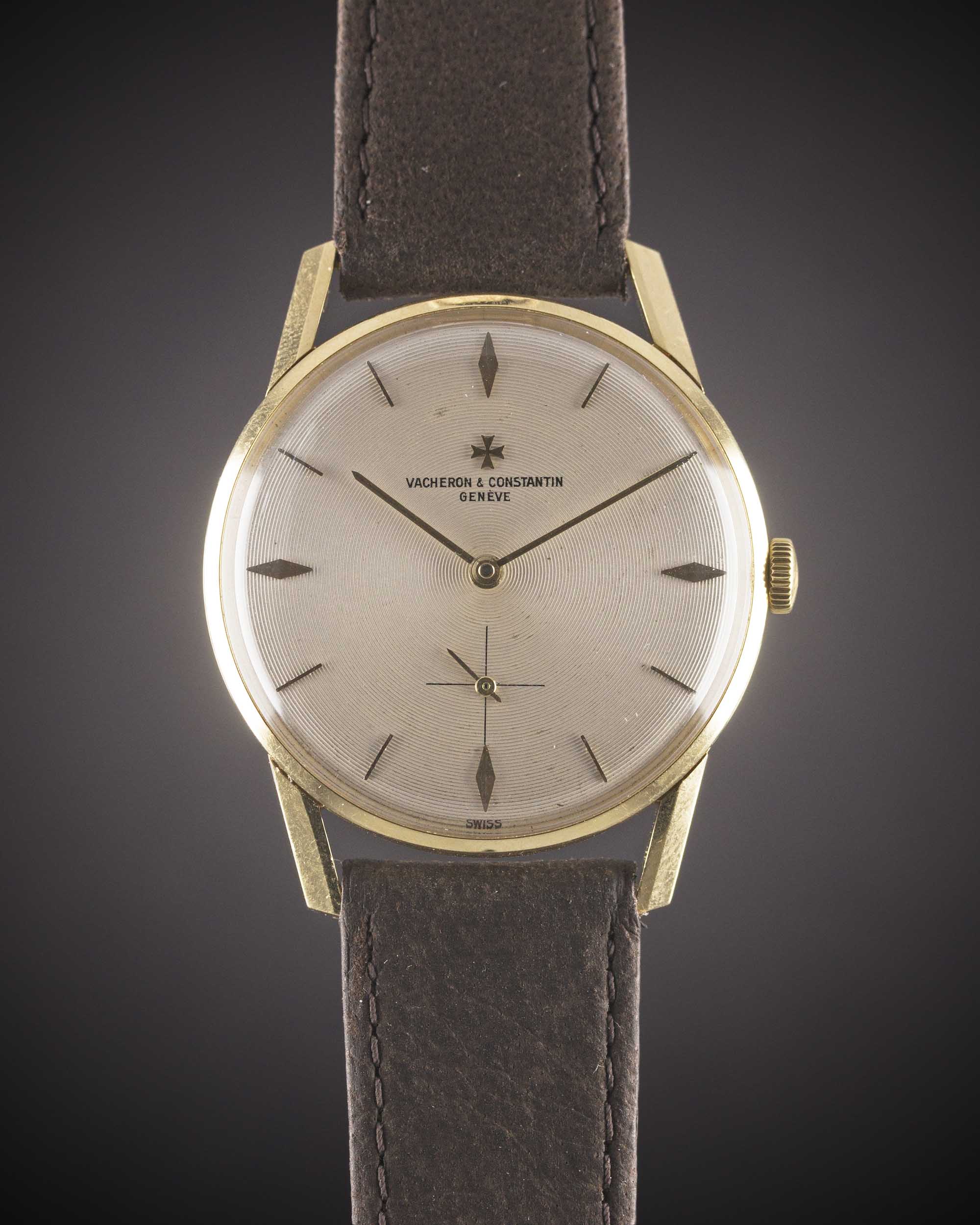 A GENTLEMAN'S 18K SOLID YELLOW GOLD VACHERON & CONSTANTIN WRIST WATCH CIRCA 1960s, REF. 6413 WITH "