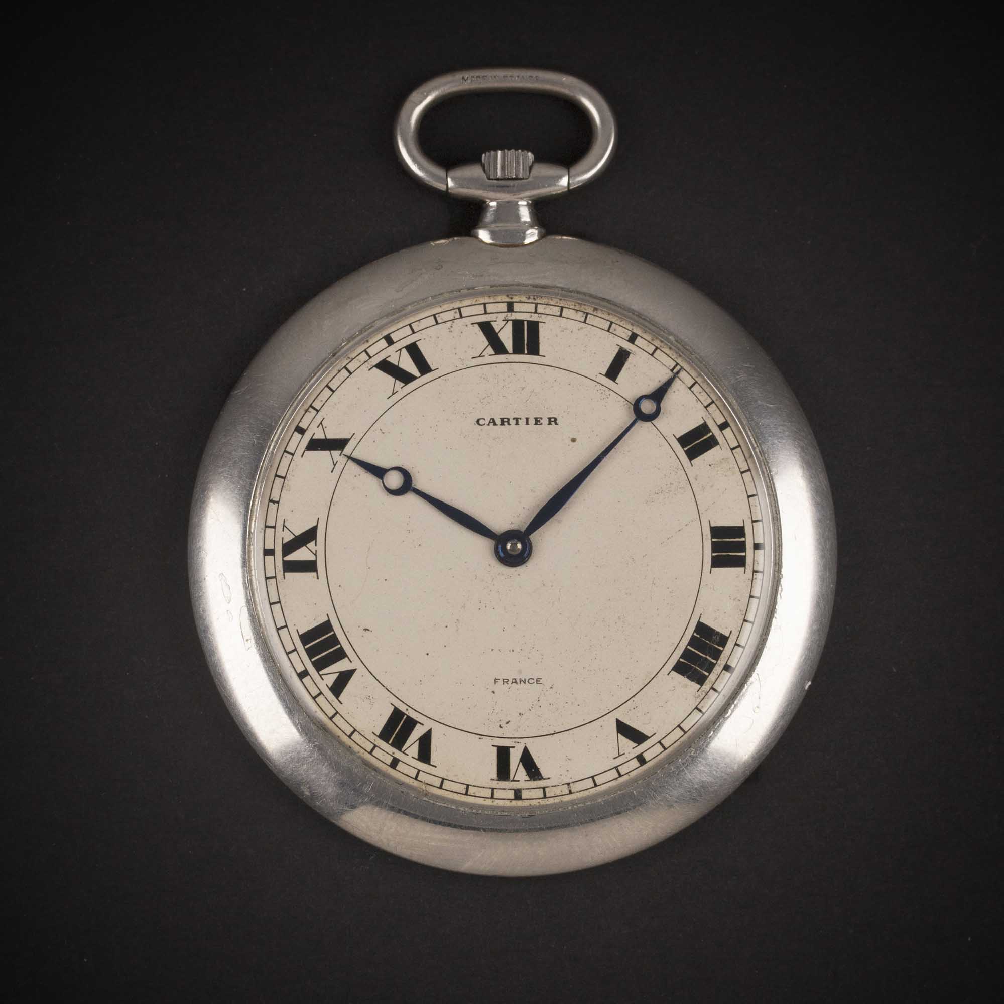 A GENTLEMAN'S PLATINUM CARTIER PARIS POCKET WATCH CIRCA 1920s Movement: 19J, manual wind with 8