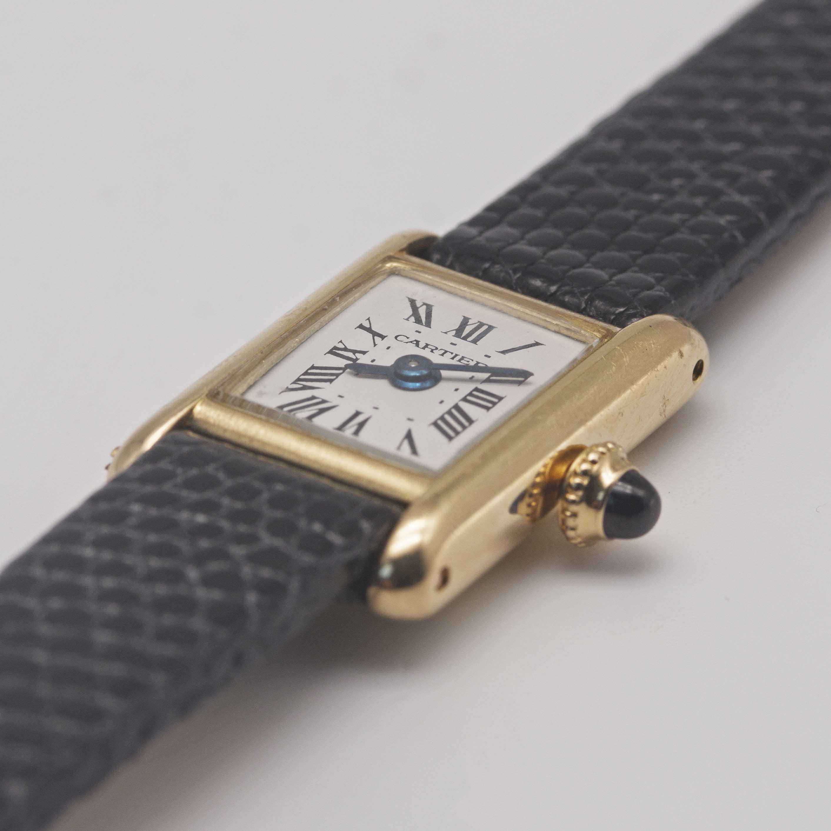 A LADIES 18K SOLID GOLD CARTIER PARIS "MINI" TANK WRIST WATCH CIRCA 1970s, WITH MANUAL WIND CAL. 845 - Image 3 of 11