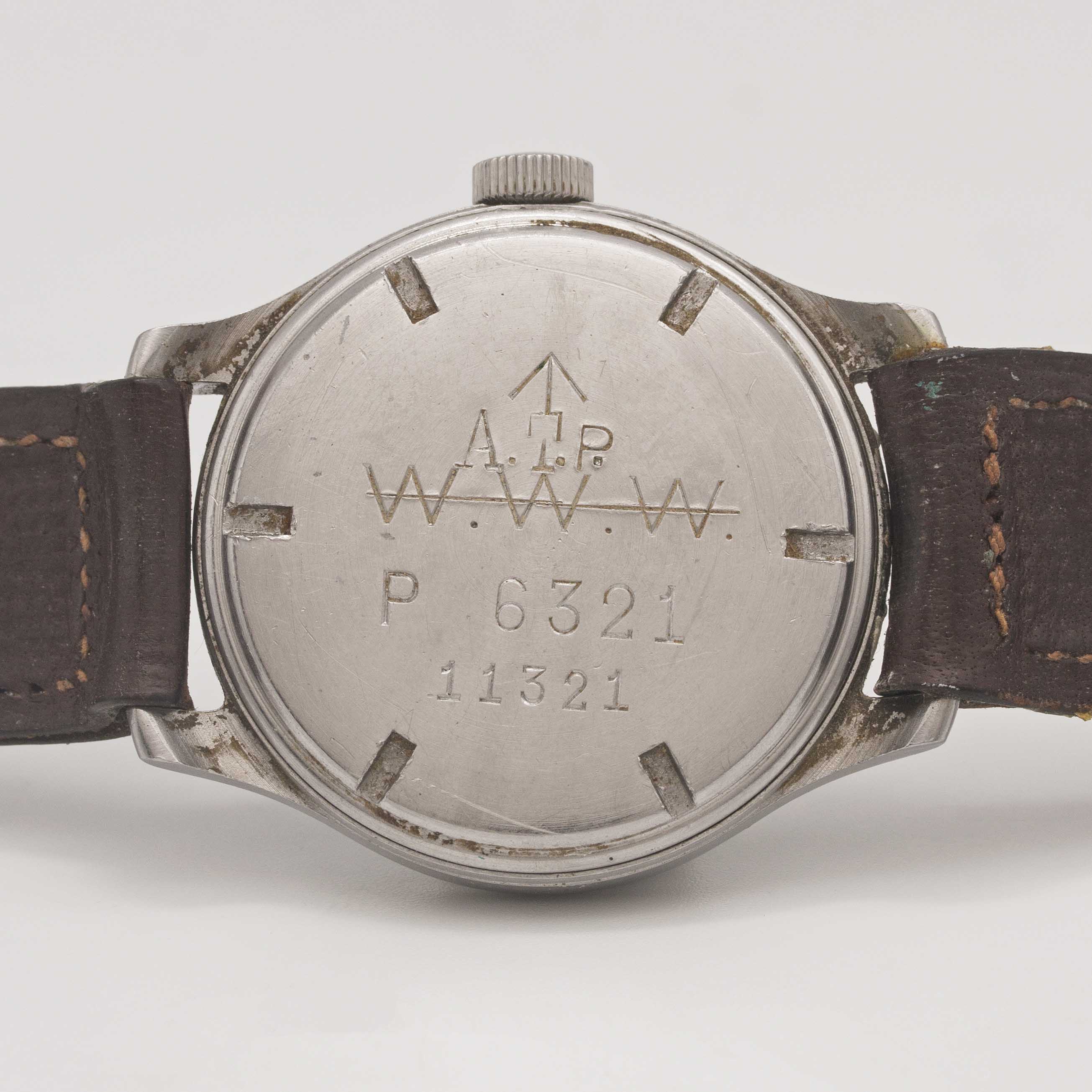 A GENTLEMAN'S STAINLESS STEEL BRITISH MILITARY CYMA W.W.W. WRIST WATCH CIRCA 1945, PART OF THE " - Image 6 of 9