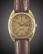 A GENTLEMAN'S 18K SOLID YELLOW GOLD OMEGA CONSTELLATION AUTOMATIC CHRONOMETER WRIST WATCH CIRCA