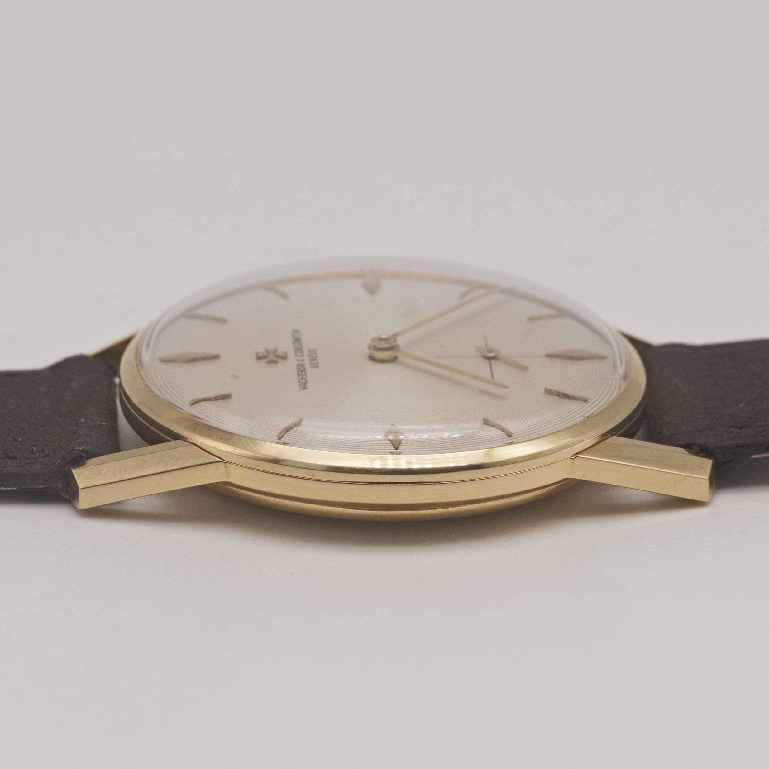 A GENTLEMAN'S 18K SOLID YELLOW GOLD VACHERON & CONSTANTIN WRIST WATCH CIRCA 1960s, REF. 6413 WITH " - Image 9 of 9