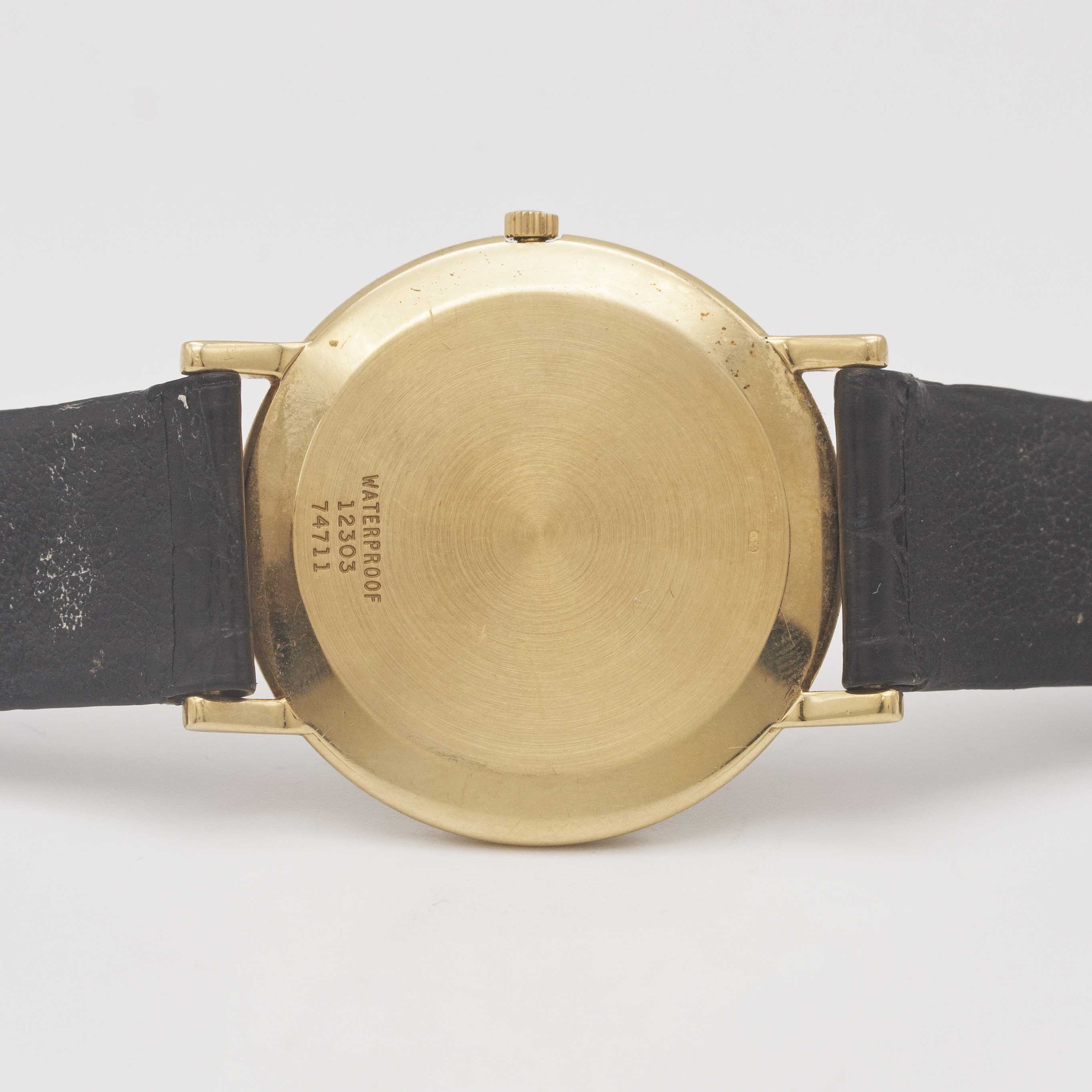 A GENTLEMAN'S 18K SOLID YELLOW GOLD PIAGET "ULTRA THIN" AUTOMATIC WRIST WATCH CIRCA 1970s, REF. - Image 6 of 8