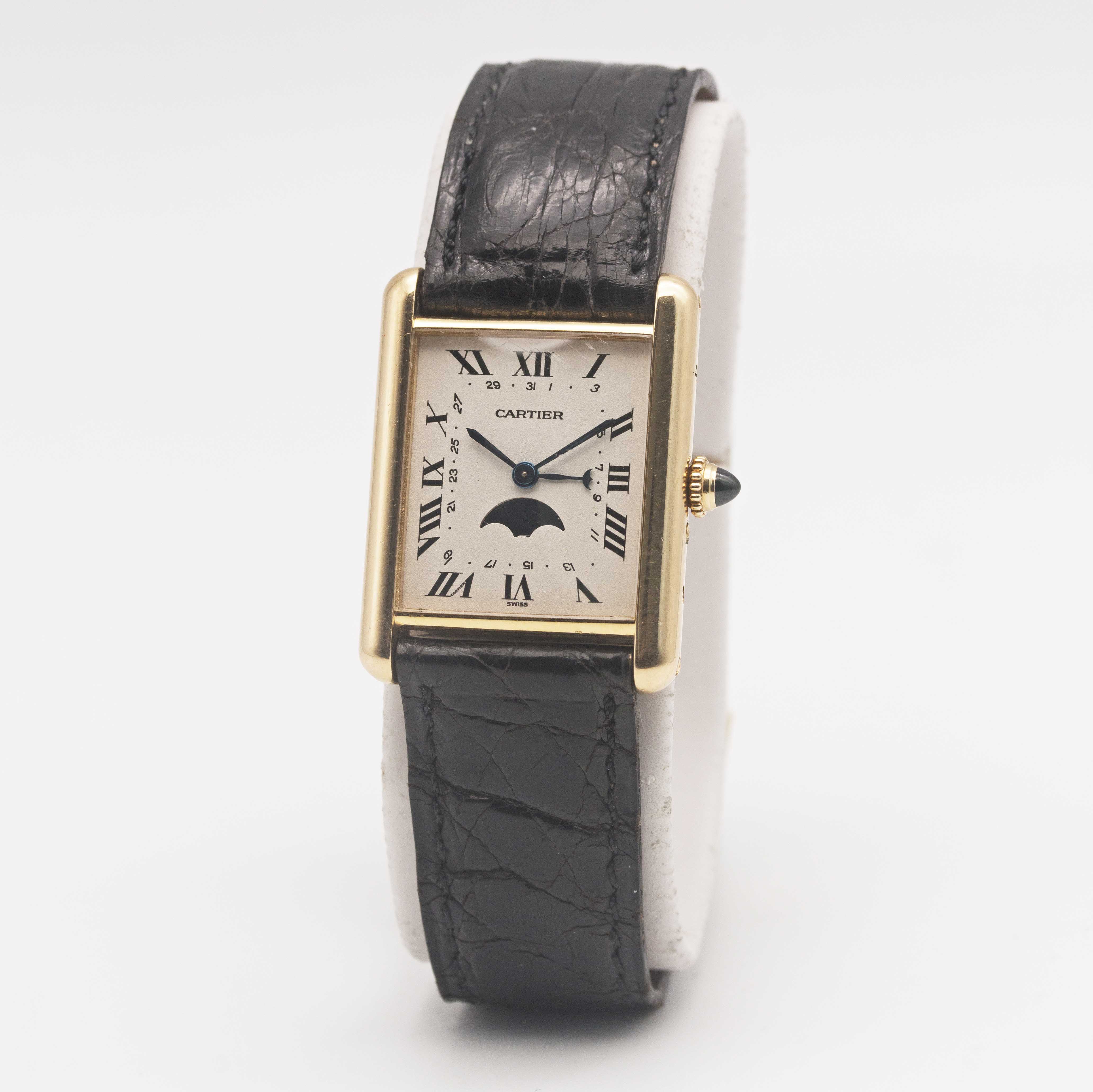 A GENTLEMAN'S SIZE 18K SOLID GOLD CARTIER TANK CALENDAR MOONPHASE WRIST WATCH CIRCA 1990s - Image 4 of 9