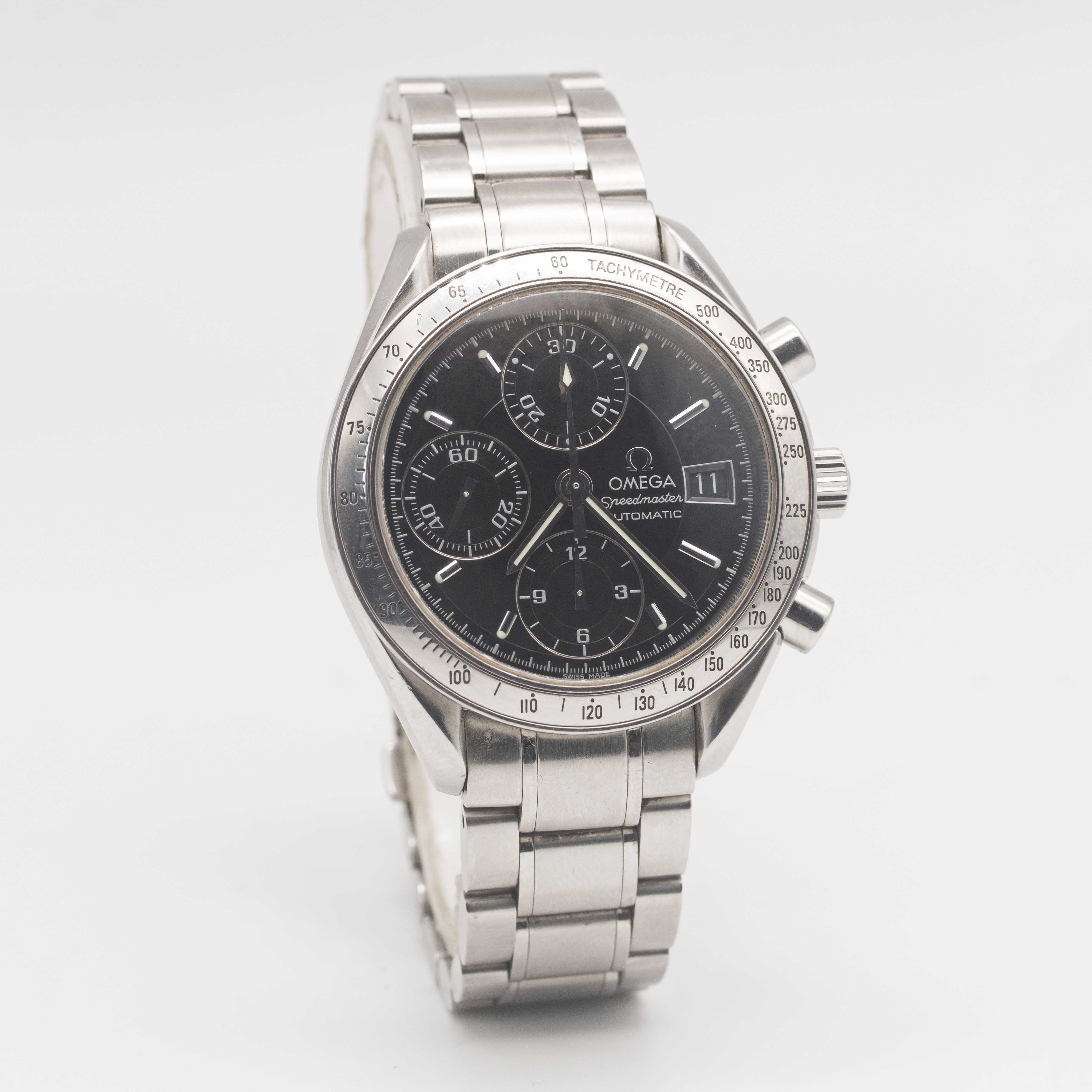 A GENTLEMAN'S STAINLESS STEEL OMEGA SPEEDMASTER AUTOMATIC CHRONOGRAPH BRACELET WATCH CIRCA 1999, - Image 5 of 9