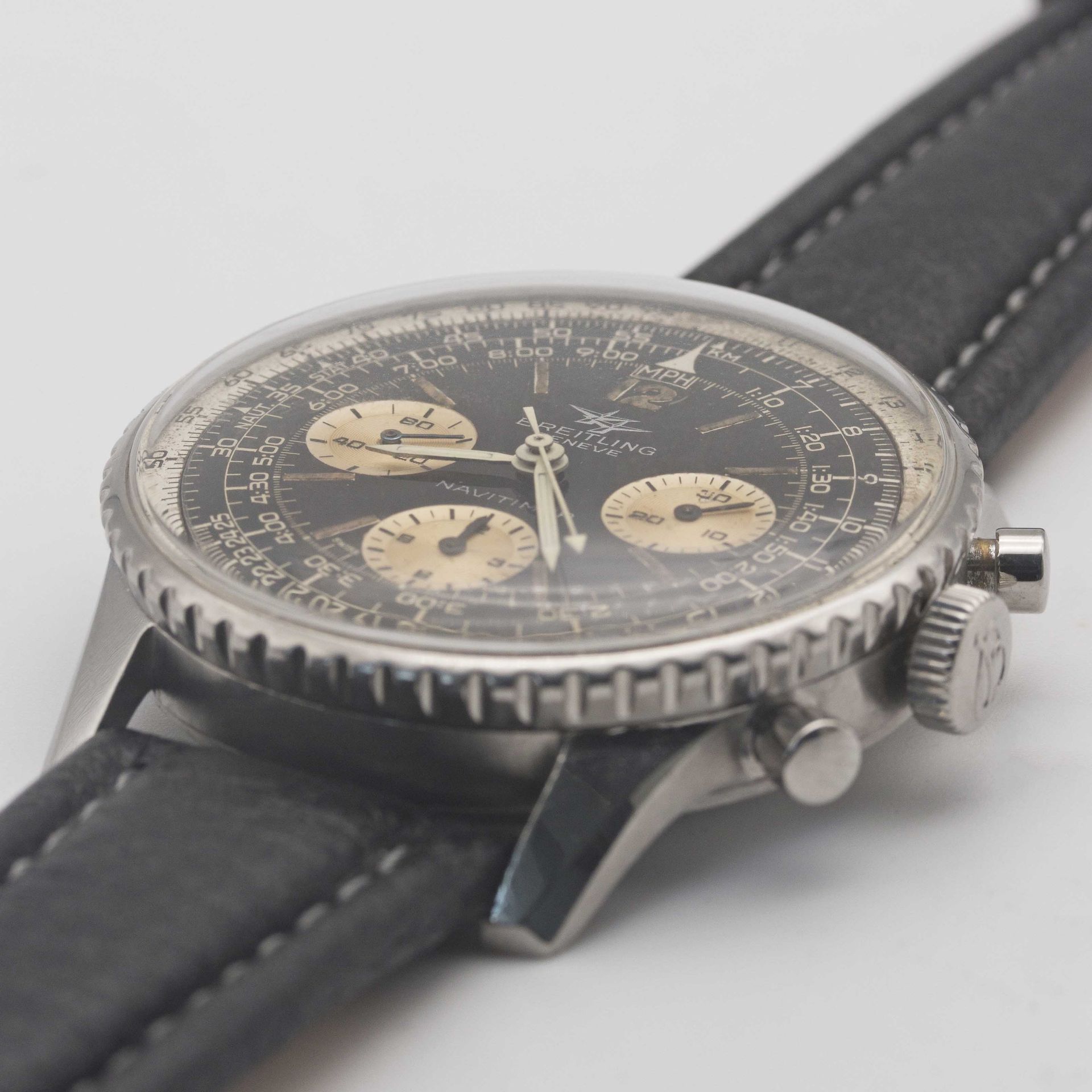 A GENTLEMAN'S STAINLESS STEEL BREITLING NAVITIMER CHRONOGRAPH WRIST WATCH CIRCA 1966, REF. 806 - Image 3 of 9