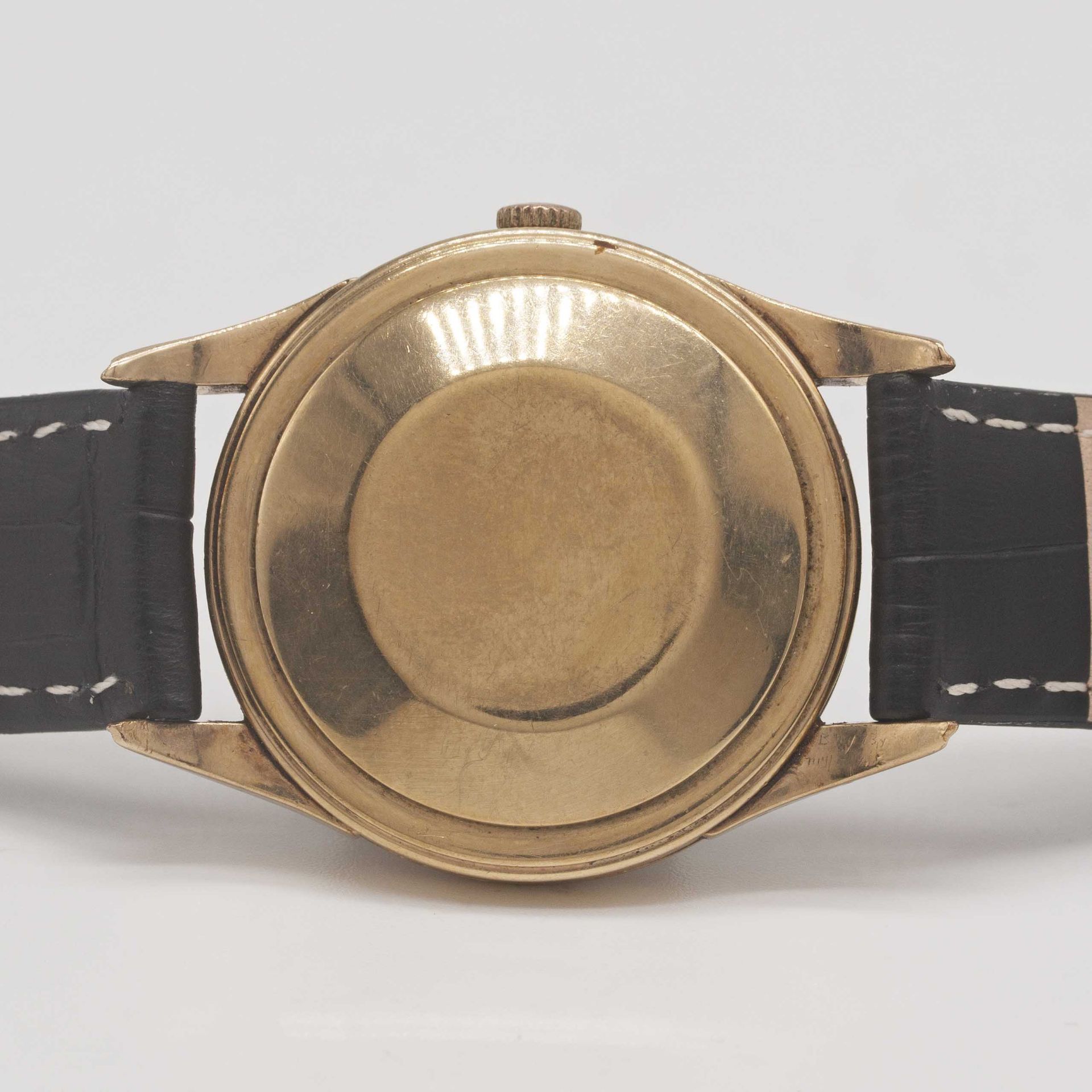 A GENTLEMAN'S 9CT SOLID GOLD ROLEX OYSTER PERPETUAL WRIST WATCH CIRCA 1950s Movement: Automatic " - Image 7 of 10