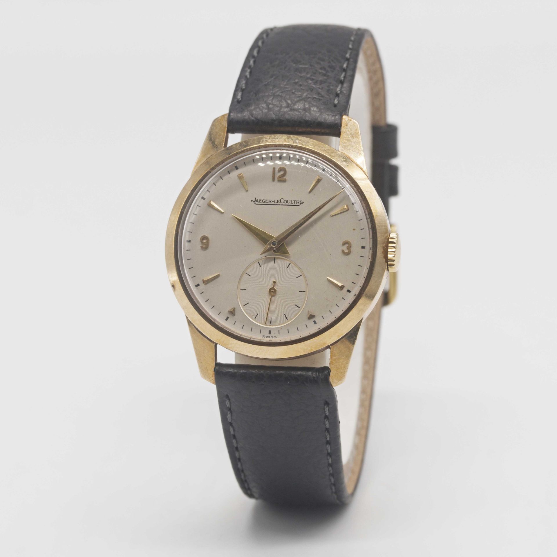 A GENTLEMAN'S 9CT SOLID GOLD JAEGER LECOULTRE WRIST WATCH CIRCA 1960s Movement: Manual wind, cal. - Image 3 of 7