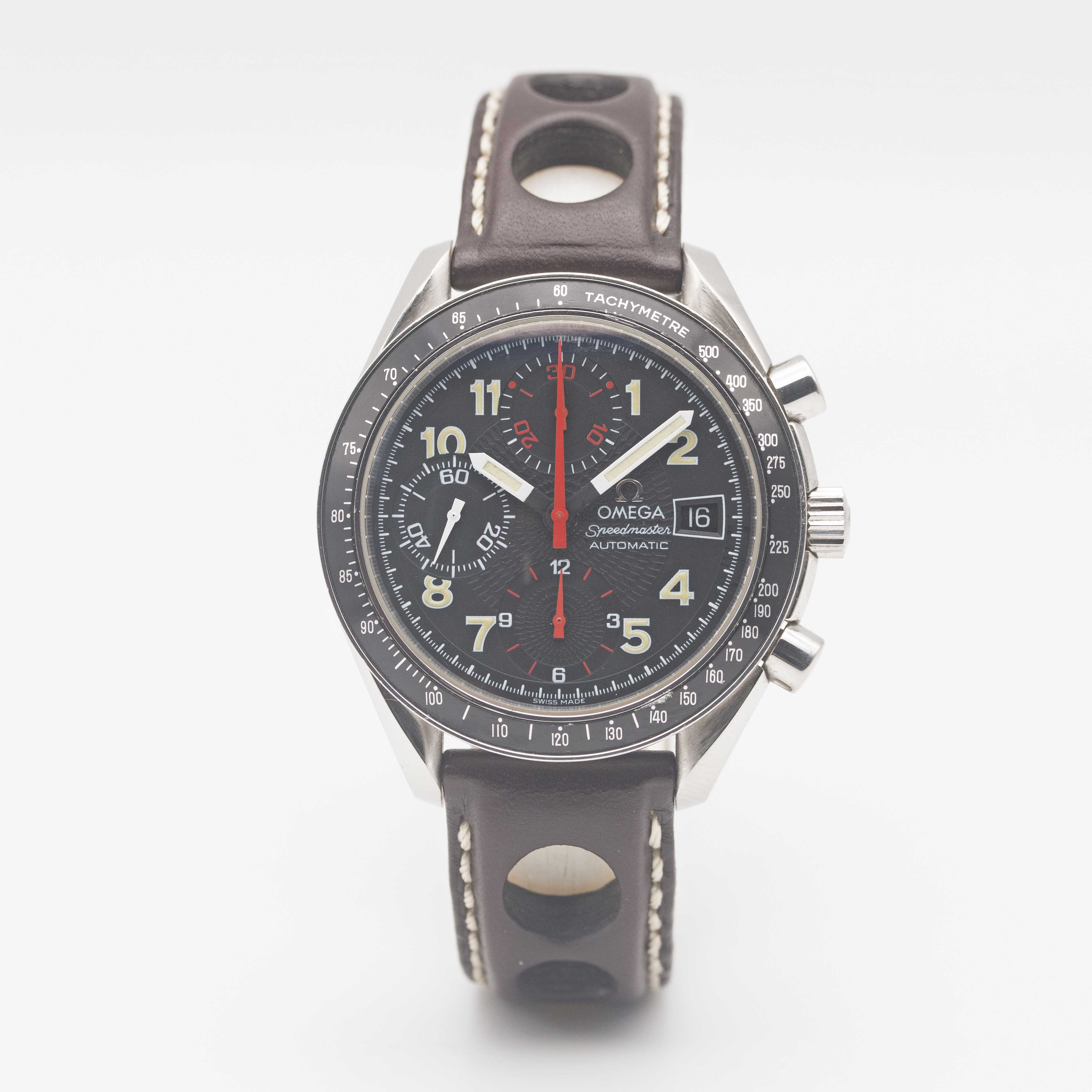 A GENTLEMAN'S STAINLESS STEEL OMEGA SPEEDMASTER AUTOMATIC CHRONOGRAPH WRIST WATCH CIRCA 1999 - Image 2 of 9