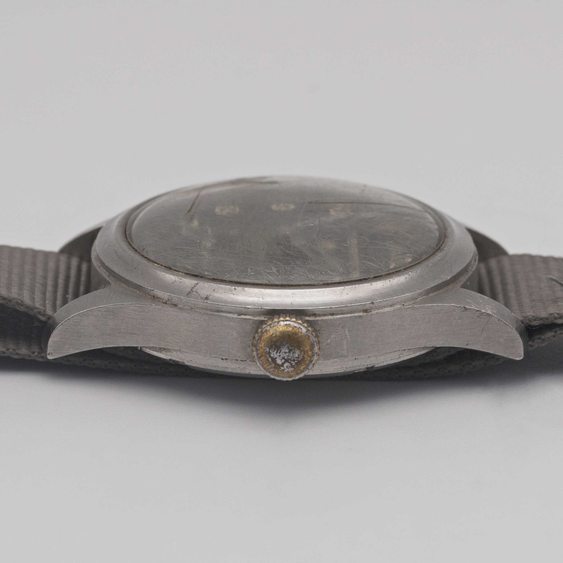 A GENTLEMAN'S STAINLESS STEEL BRITISH MILITARY ETERNA W.W.W. WRIST WATCH CIRCA 1940s, PART OF THE " - Image 9 of 10