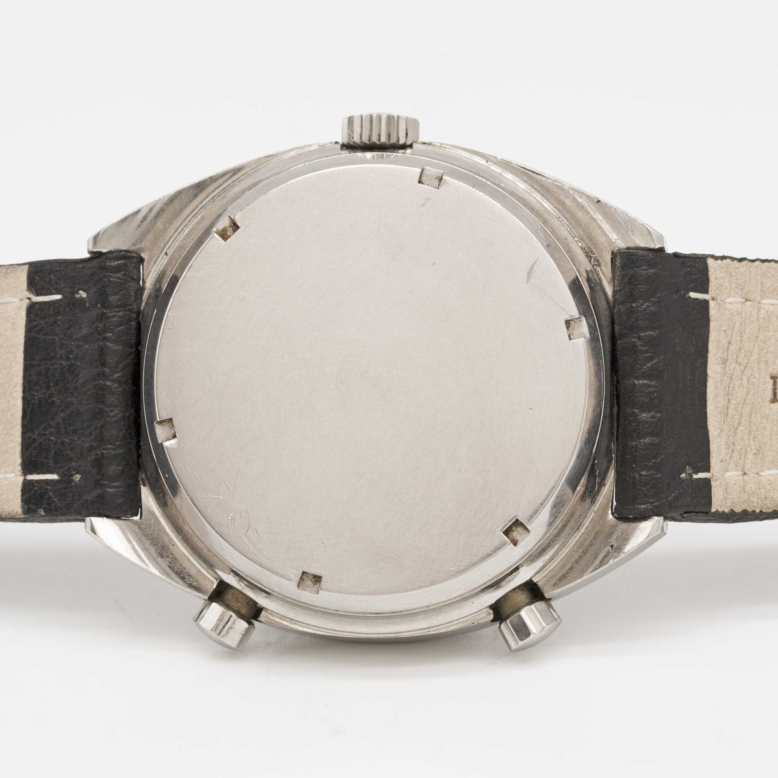 A GENTLEMAN'S STAINLESS STEEL HEUER CARRERA AUTOMATIC CHRONOGRAPH WRIST WATCH CIRCA 1970s, REF. 1153 - Image 6 of 9