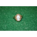 9ct gold ladies cameo ring the cameo being of a ladies bust in profile form (gross weight 2gms)