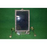 Group of silver items to comprise: silver photograph frame,