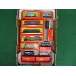 Ten boxed Triang/Hornby items of rolling stock to include: R563 with two Minix Ford vans,