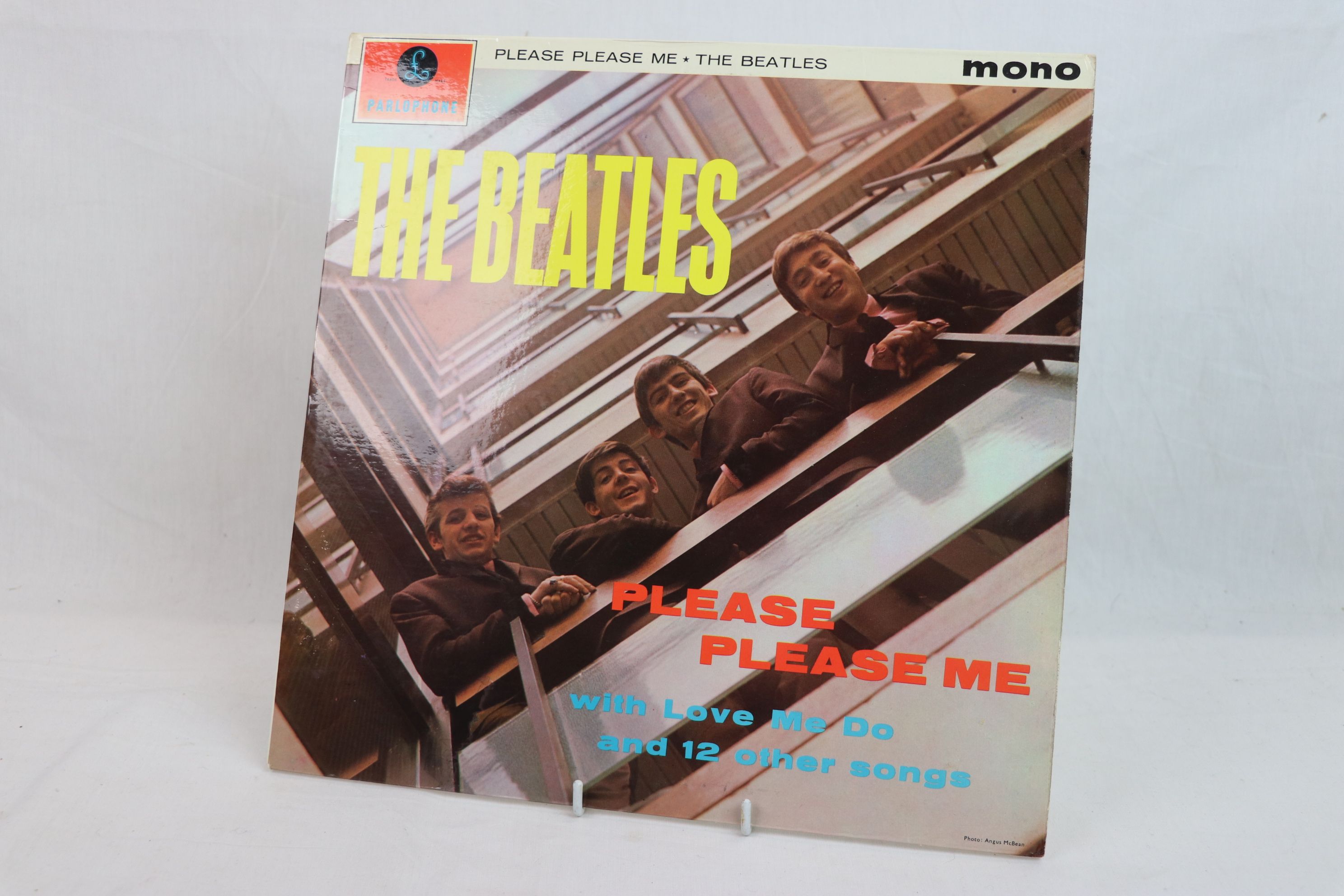 Vinyl - The Beatles Please Please Me LP on Parlophone PMC1202 gold and black label, Dick James Music