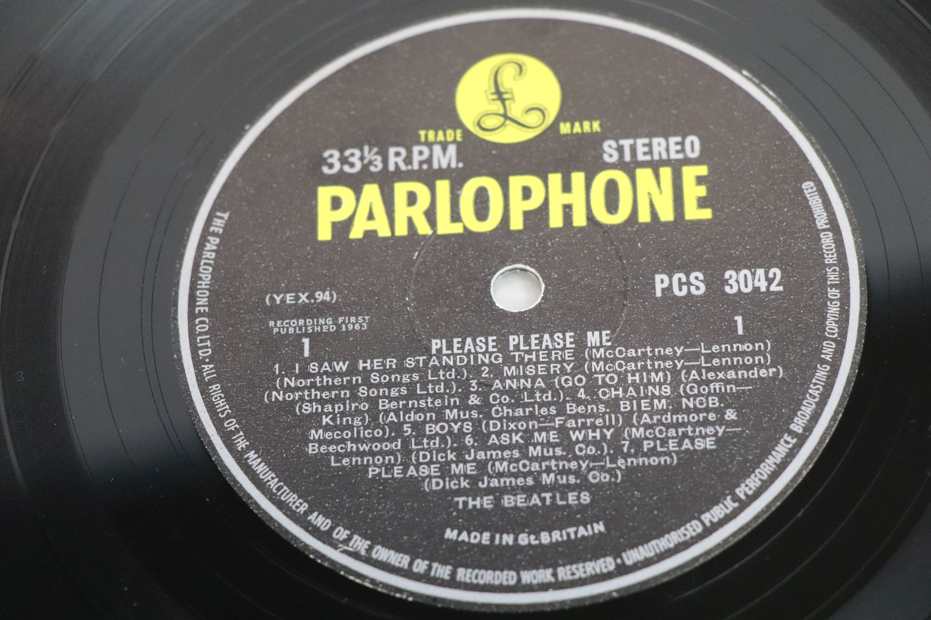 Vinyl - The Beatles Please Please Me PCS3042 yellow and black label, stereo, 33 1/3 rpm to label, - Image 6 of 10