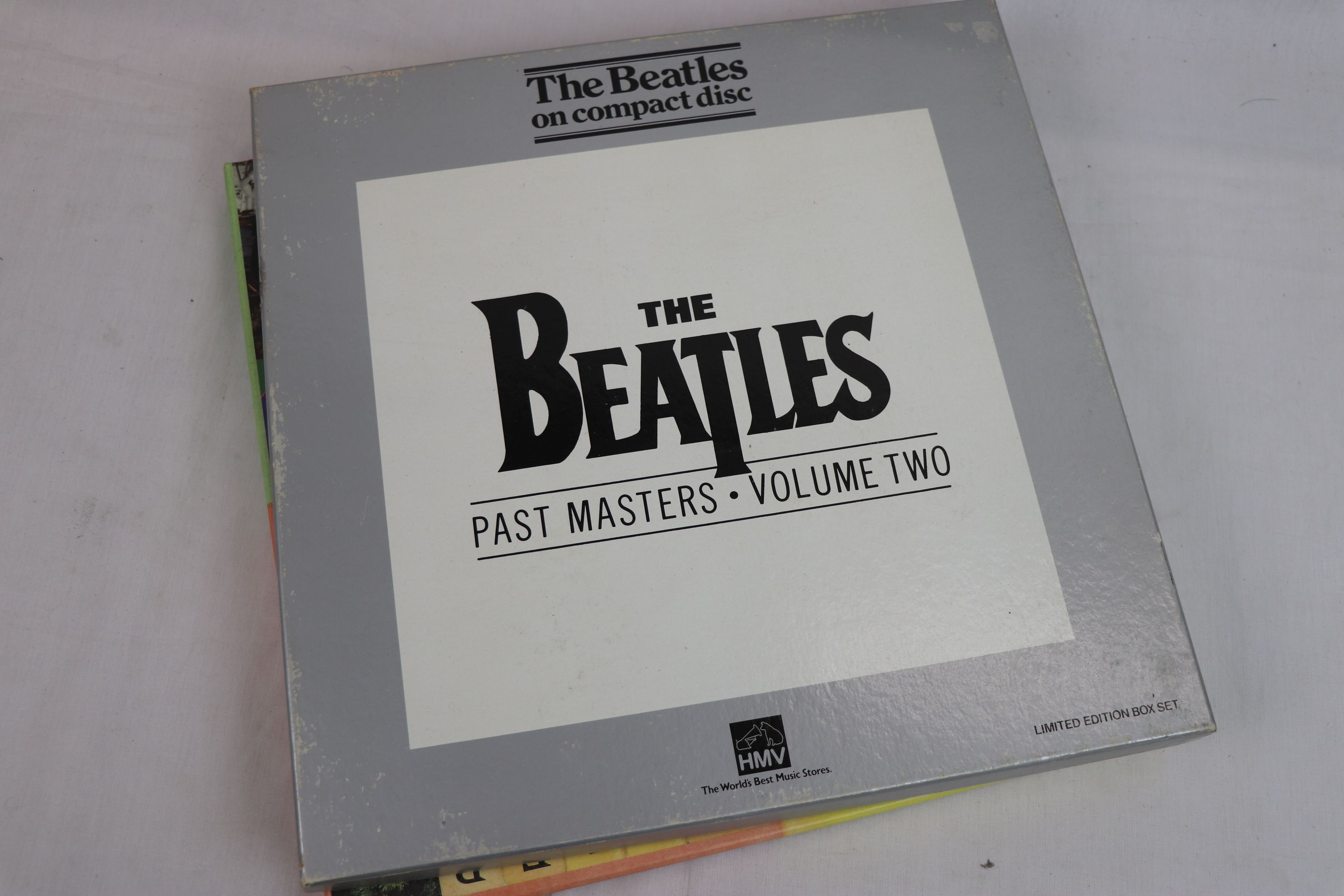 Vinyl & CD Box Sets - Six sets to include Paul Weller Stanley Road (CD), The Beatles Past Masters - Image 6 of 7