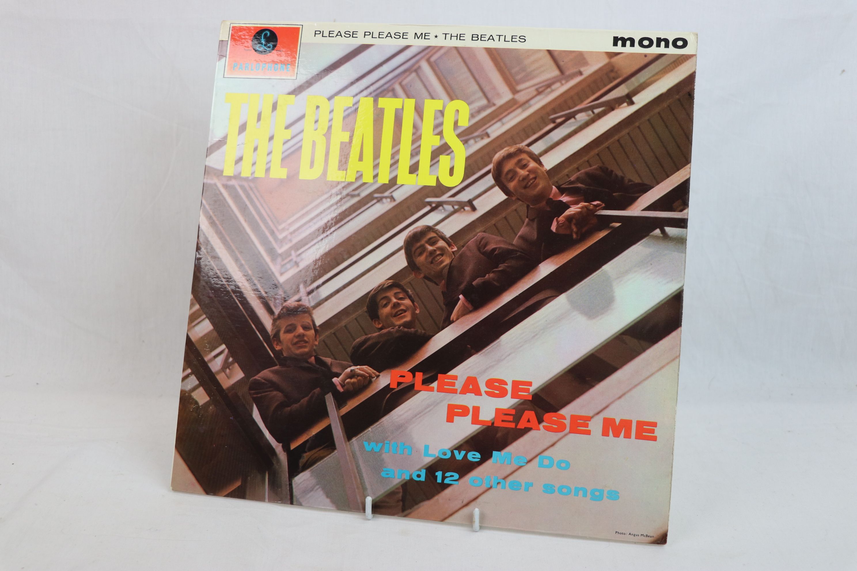 Vinyl - The Beatles Please Please Me LP on Parlophone PMC1202 gold and black label, Dick James Music - Image 2 of 10