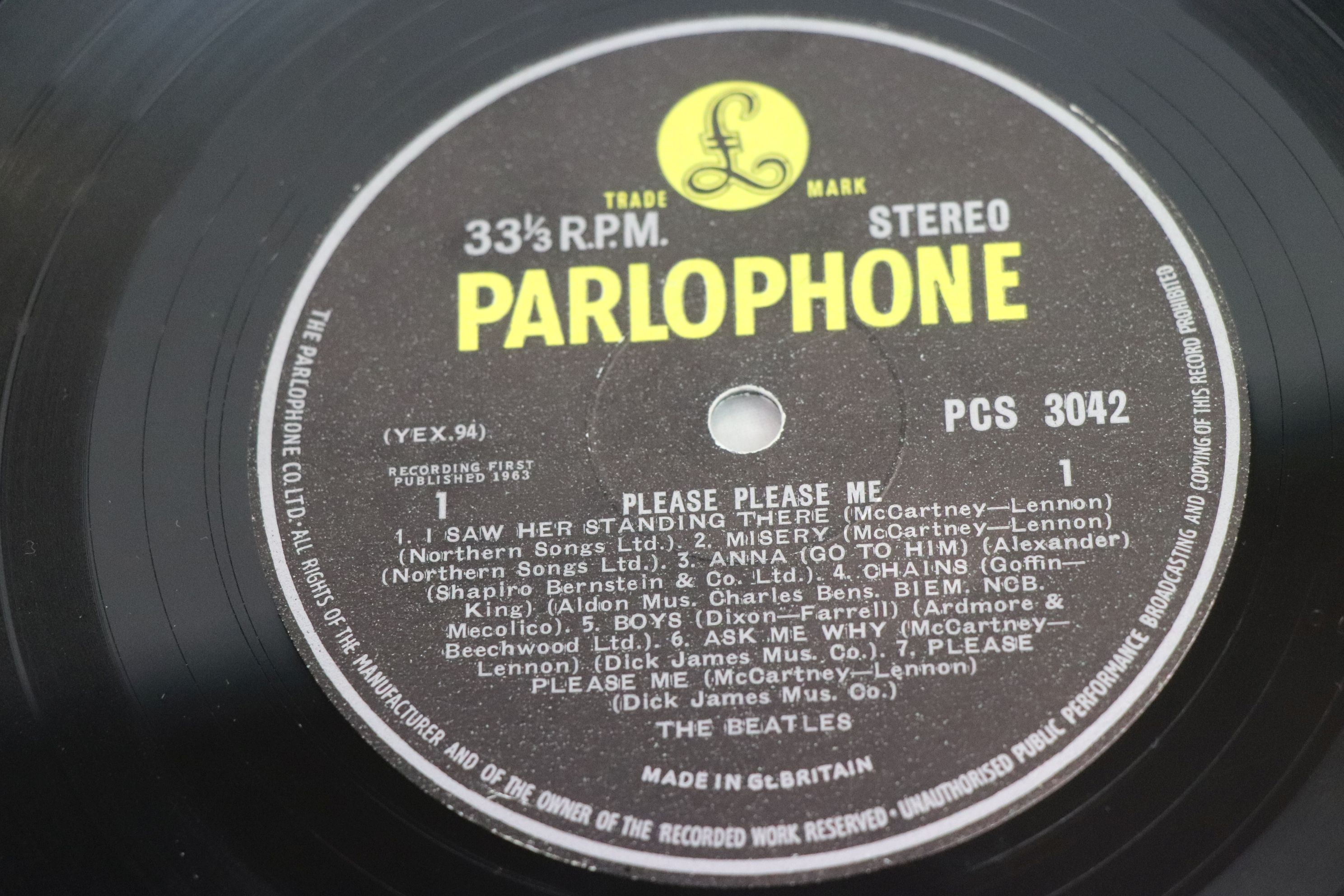 Vinyl - The Beatles Please Please Me PCS3042 yellow and black label, stereo, 33 1/3 rpm to label, - Image 5 of 10