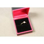 18ct yellow gold single stone diamond ring, approximately 0.60 carat