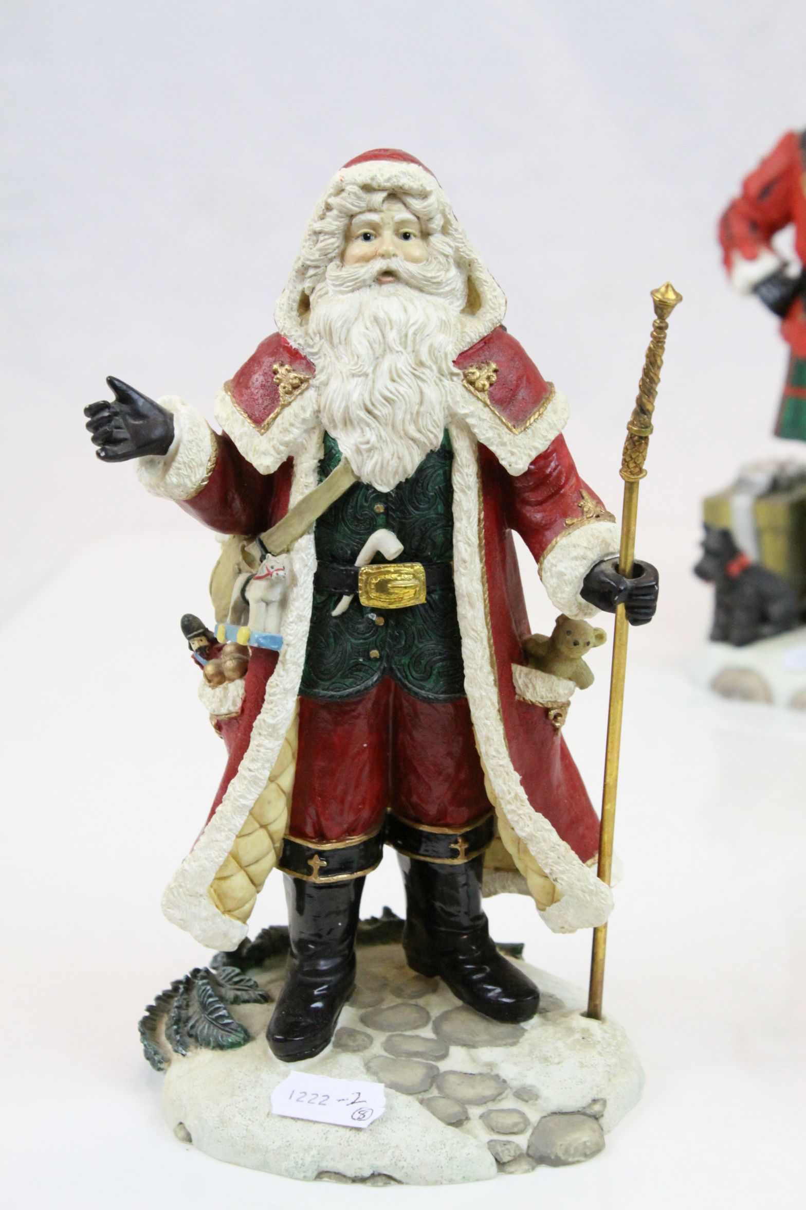 Hamilton Collection set of eight figures from the "International Santa" collection, accented with - Image 3 of 10