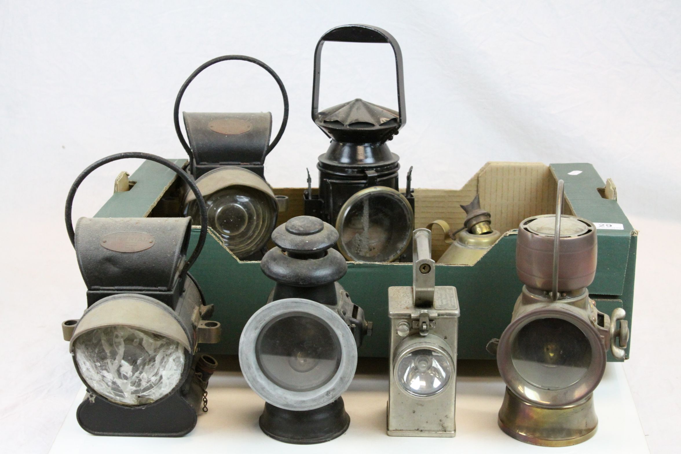 Six vintage Lamps to include a pair of Ritelite "Imperial" side lamps, Nife NH10A safety lamp,