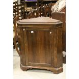 Georgian Style Oak Corner Cabinet, 83cms wide x 92cms high