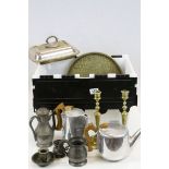Box of collectable metalware