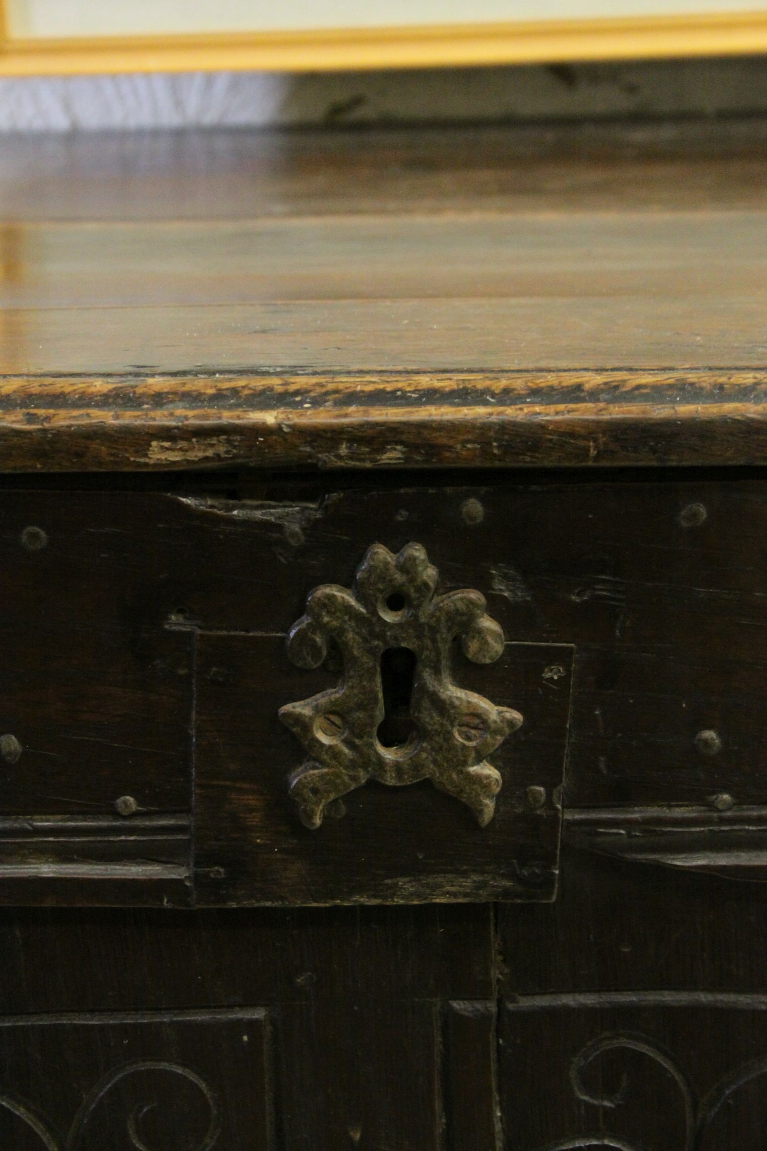 *William and Mary Oak Joined Chest, with plain lid, the front with panelled sections and carved - Image 3 of 4