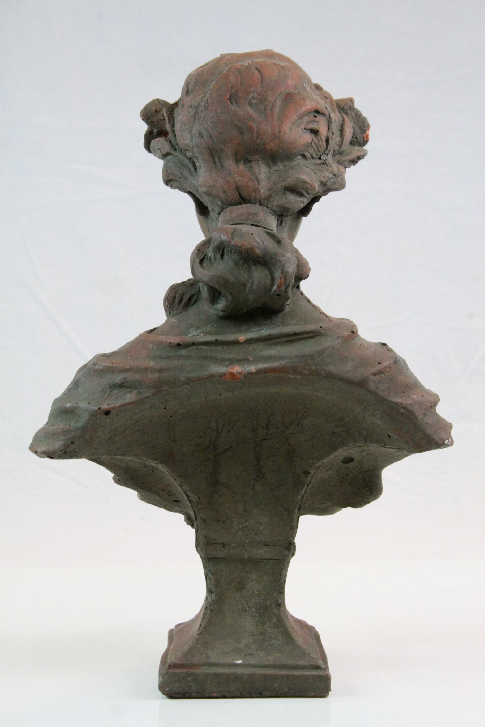 Composite stone bust of an art nouveau lady with flowers in her hair - Image 4 of 4