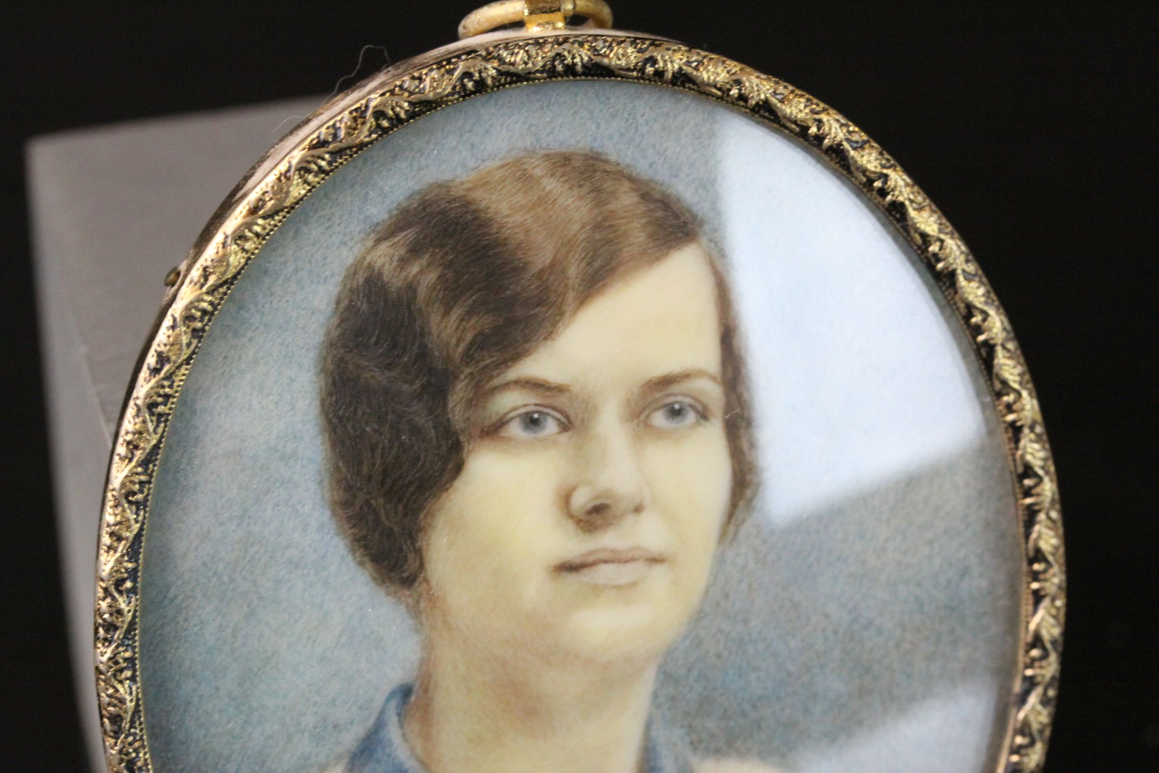 Brass framed & glazed Miniature hand painted Portrait of a Lady, approx 8 x 6.5cm - Image 2 of 3