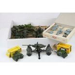 20 Dinky military artillery diecast models plus 2 x boxed Dinky models to include 688 Field