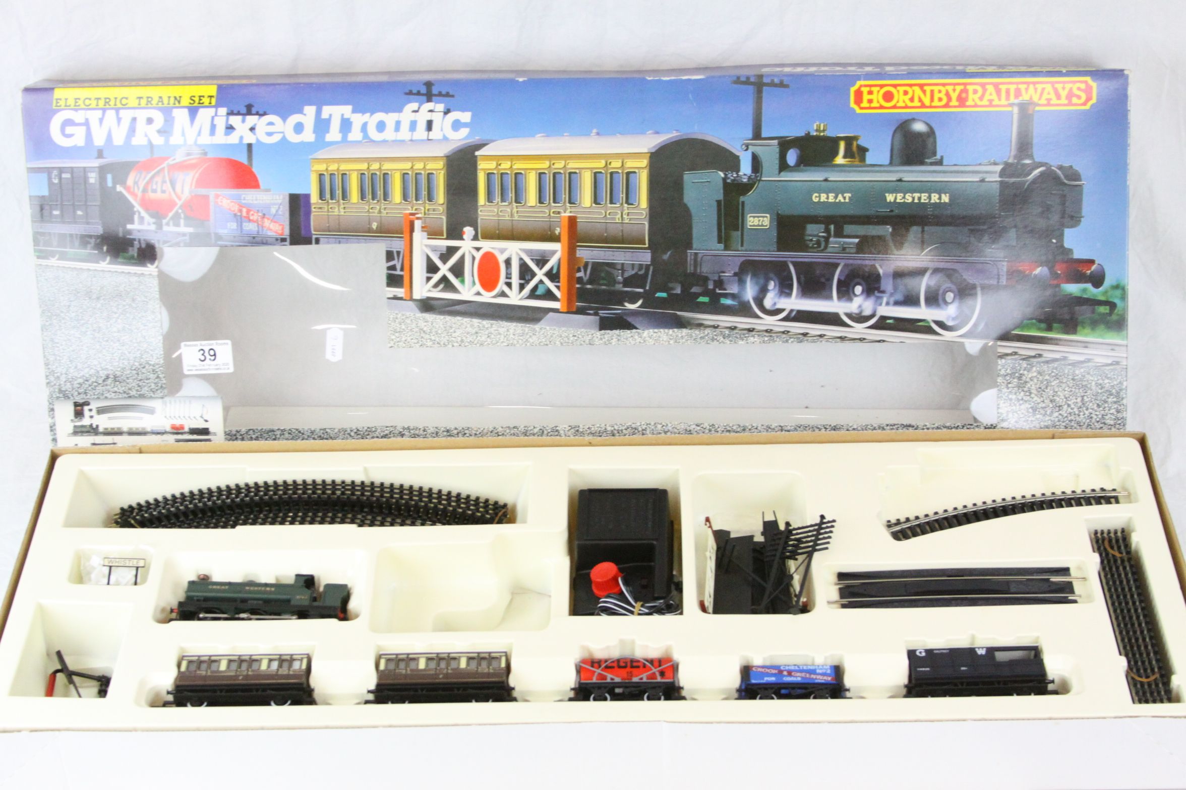 Boxed Hornby OO gauge R694 GWR Mixed Traffic train set with locomotive and 5 x items of rolling - Image 2 of 5