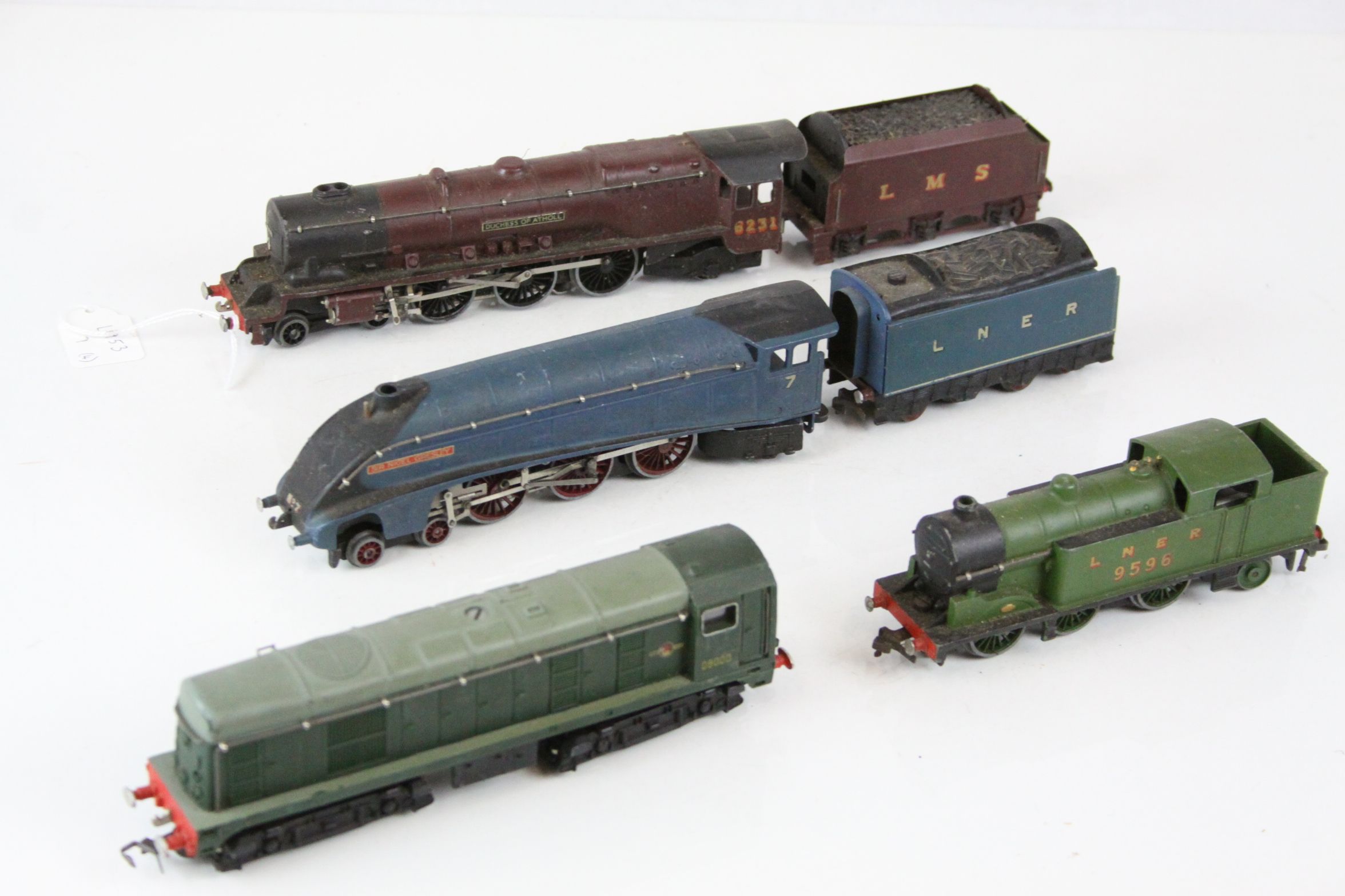 Four Hornby Dublo locomotives to include Duchess of Atholl, Sir Nigel Gresley, D8000 Diesel and LNER