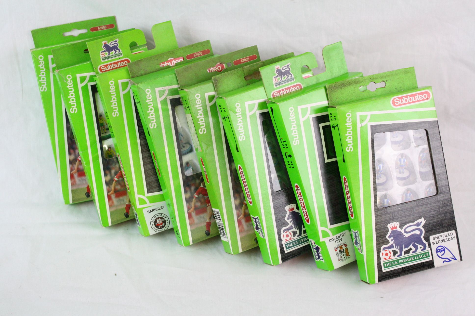 Subbuteo - Eight boxed teams to include Coventry City (702), Sheffield Wednesday (63746) & Norwich