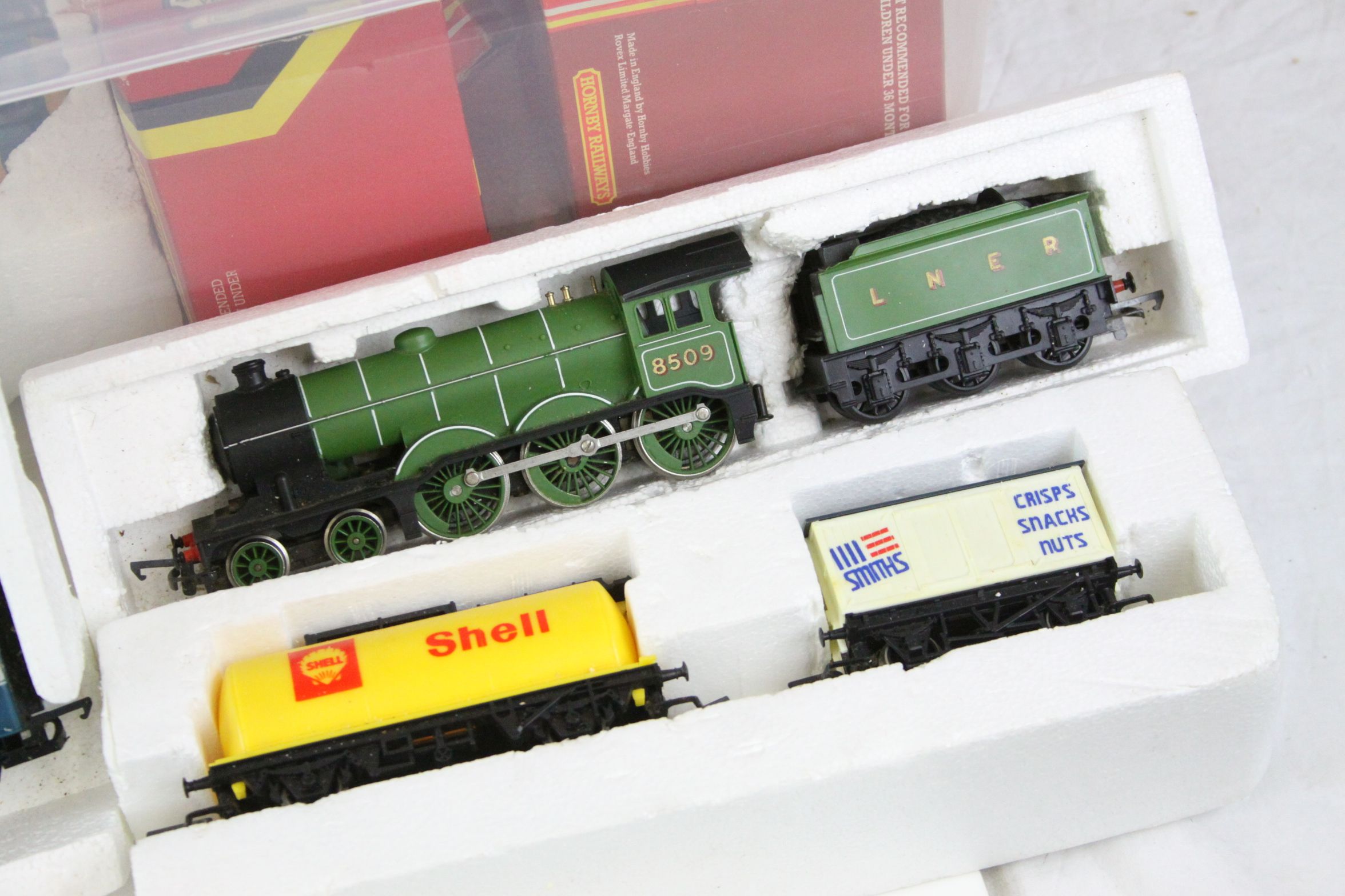 Quantity of Hornby OO gauge model railway to include 2 x Inter City 125 locomotives, 4-6-0 LNER 8509 - Image 3 of 6