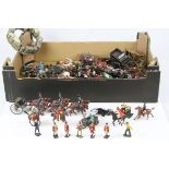 Extensive collection of loose diecast figures and accessories, to include military, Wild West,