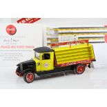 Boxed Danbury Mint Coca Cola diecast metal vehicle Replica of the 1928 Delivery Truck with