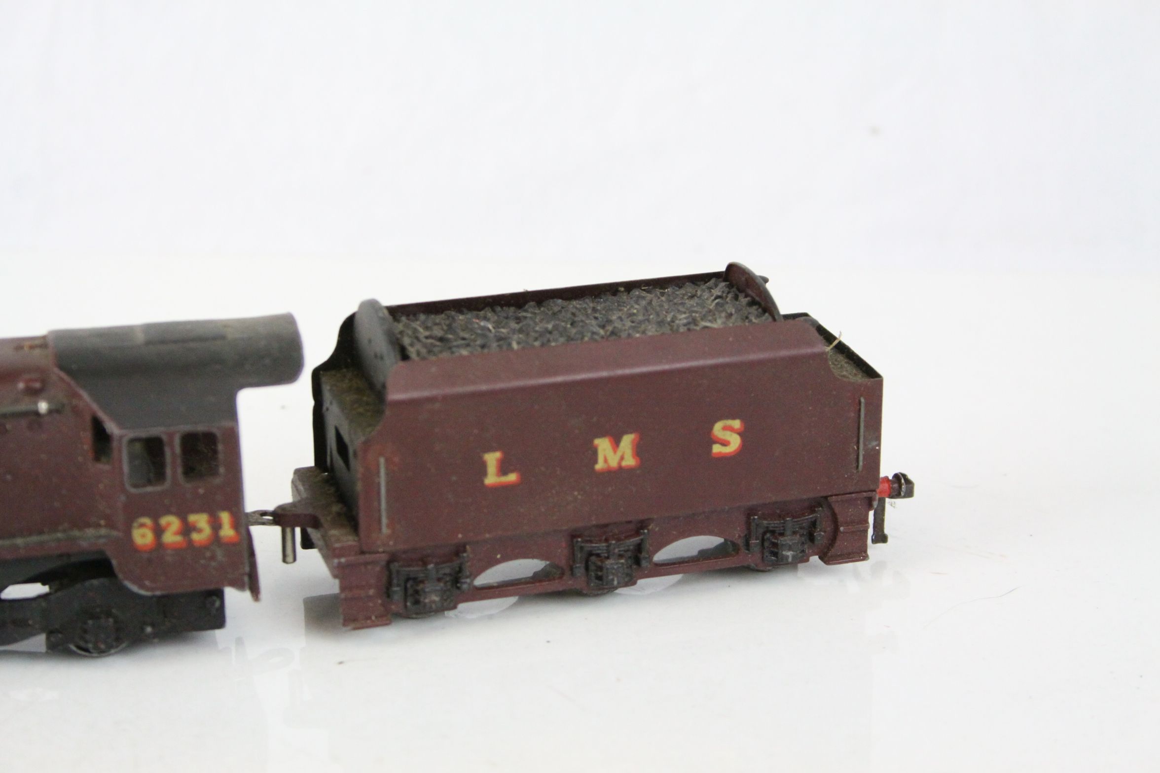 Four Hornby Dublo locomotives to include Duchess of Atholl, Sir Nigel Gresley, D8000 Diesel and LNER - Image 7 of 7