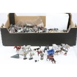 Extensive collection of loose diecast farm animals, figures & accessories, to include Britains,