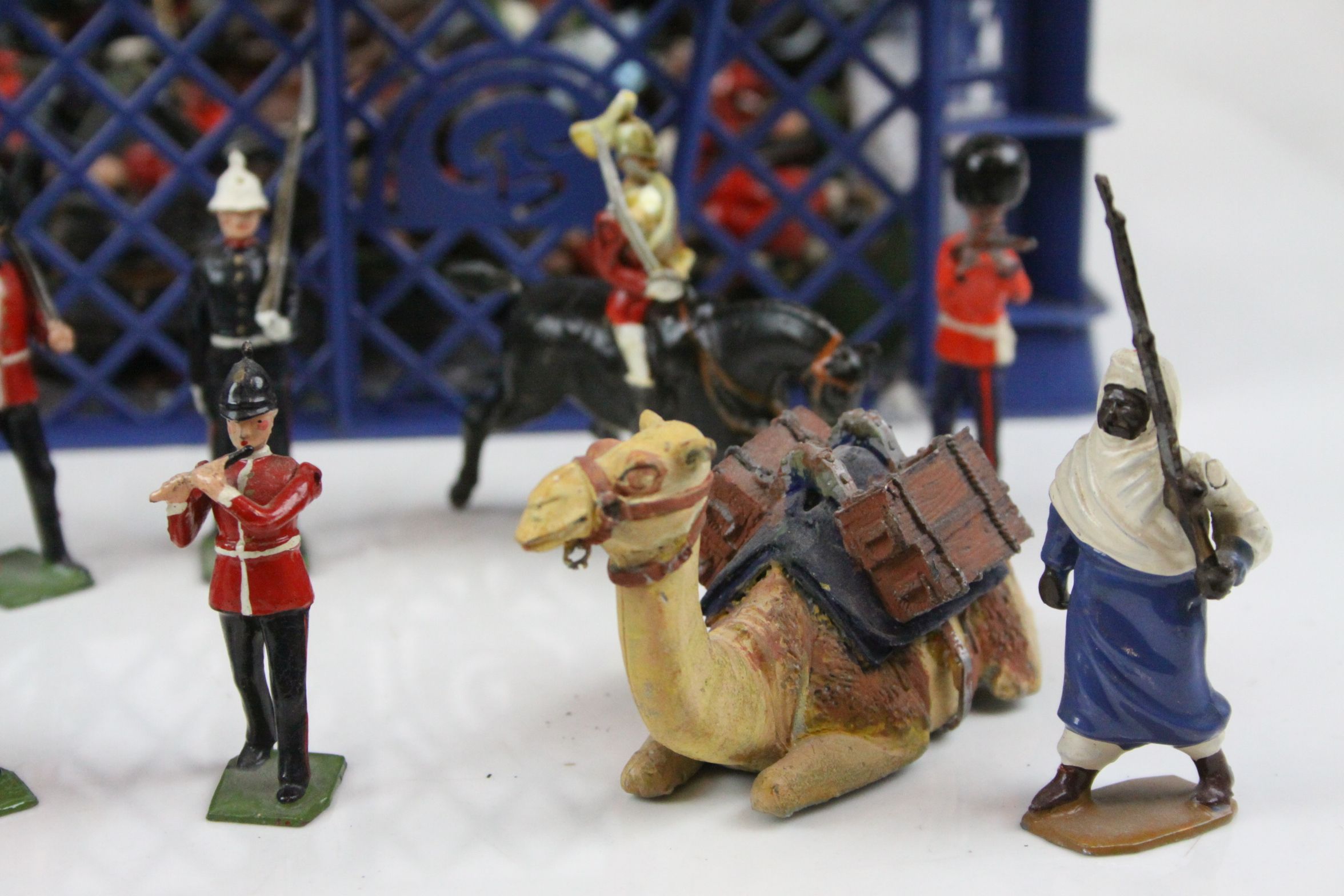 Large collection of loose diecast military figures, to include Britains,mostly foot soldiers, mainly - Image 3 of 7