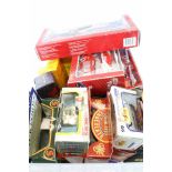 46 boxed diecast models to include 1:18 Burago 3009 & 3020 (boxes discoloured), Welly Mercedes-