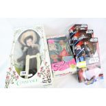 Group of boxed/carded figures & dolls to include Hasbro Sindy 8052 Denim Dazzle, 3 x Disney Hasbro