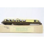 Two boxed and built O gauge metal and plastic kits to include Westdale GW Railcar No 18 and GP