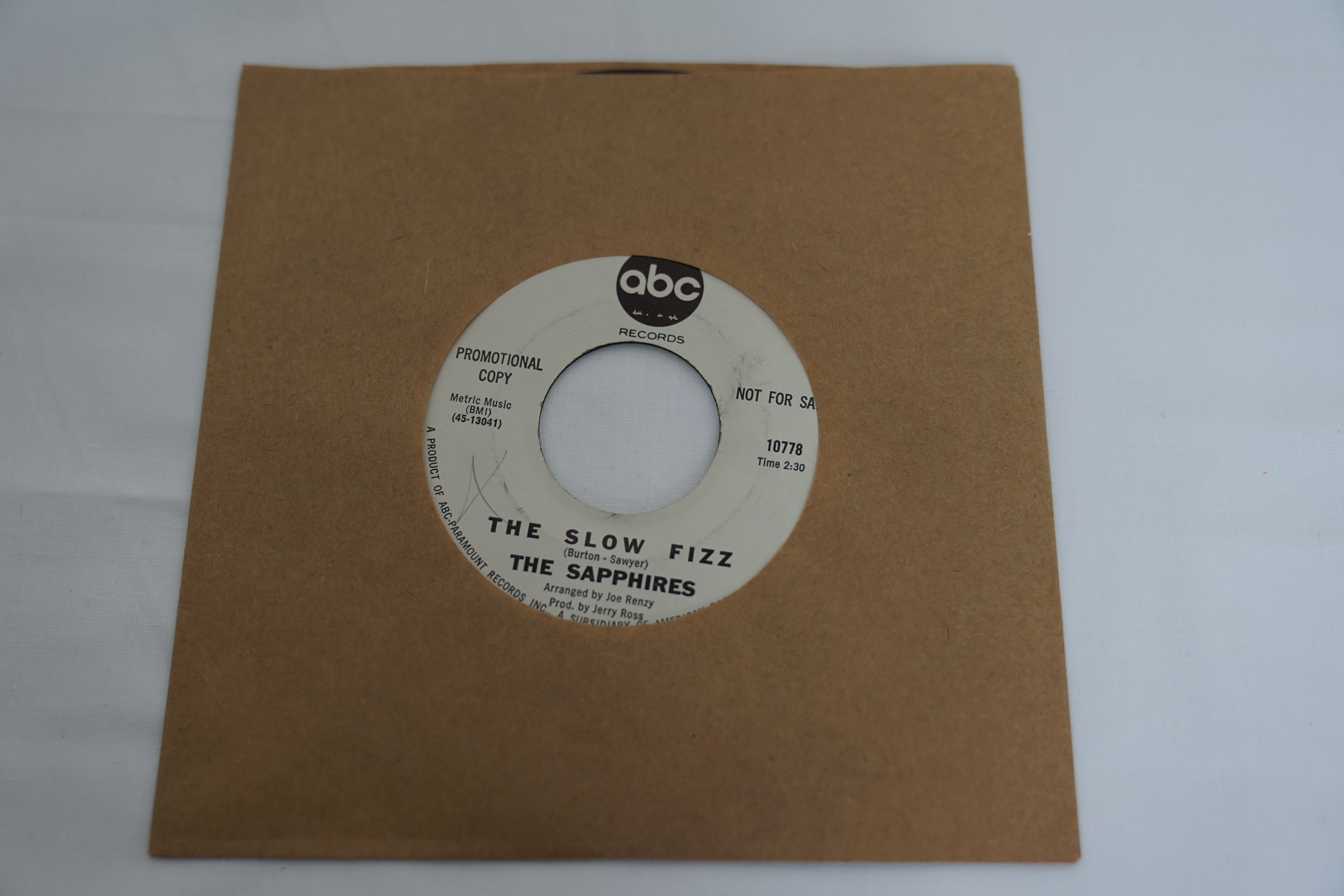 Vinyl - The Sapphires - The Slow Fizz / Our Love Is Everywhere (ABC Records 10778 Promo) NM archive.