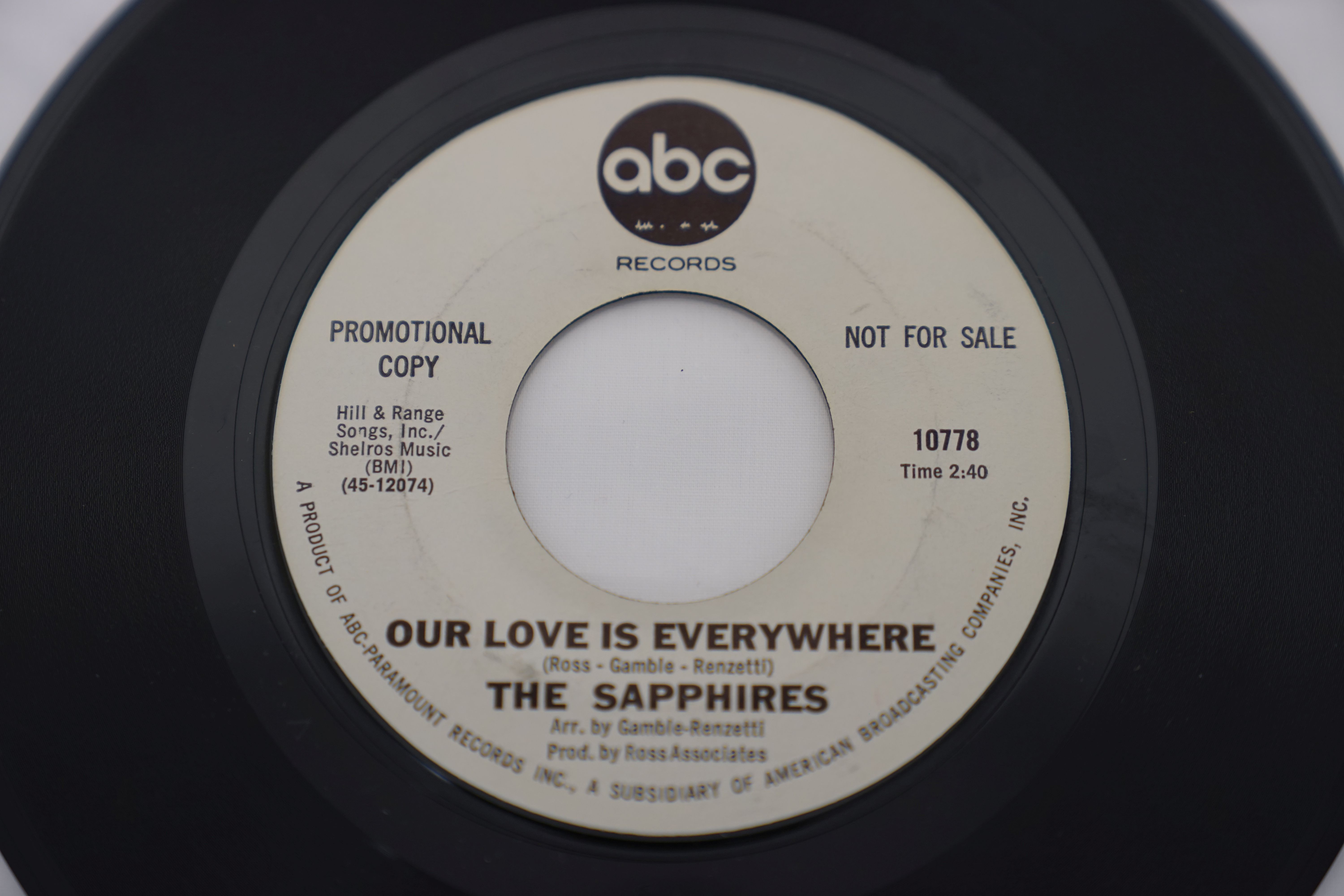 Vinyl - The Sapphires - The Slow Fizz / Our Love Is Everywhere (ABC Records 10778 Promo) NM archive. - Image 5 of 5