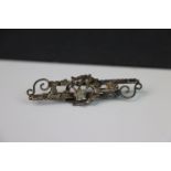 Early 20th century Silver hallmarked Brooch with floral spray design