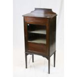 Edwardian Mahogany Inlaid Display Cabinet with Single Glazed Door raised on Square Tapering Legs,