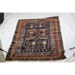 *Luristan Rug, 184cms x 137cms ***Please note that VAT is applicable to the hammer price of this